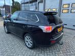Mitsubishi Outlander 2.0 PHEV Instyle+ Trekhaak,leer,camera, Auto's, Mitsubishi, 4 cilinders, Zwart, Vierwielaandrijving, Hybride Elektrisch/Benzine