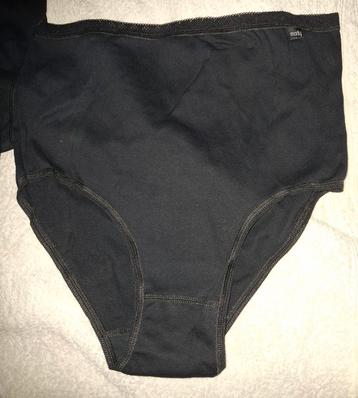 Dames grote maat XXXL onder broeken  nieuw beschikbaar voor biedingen