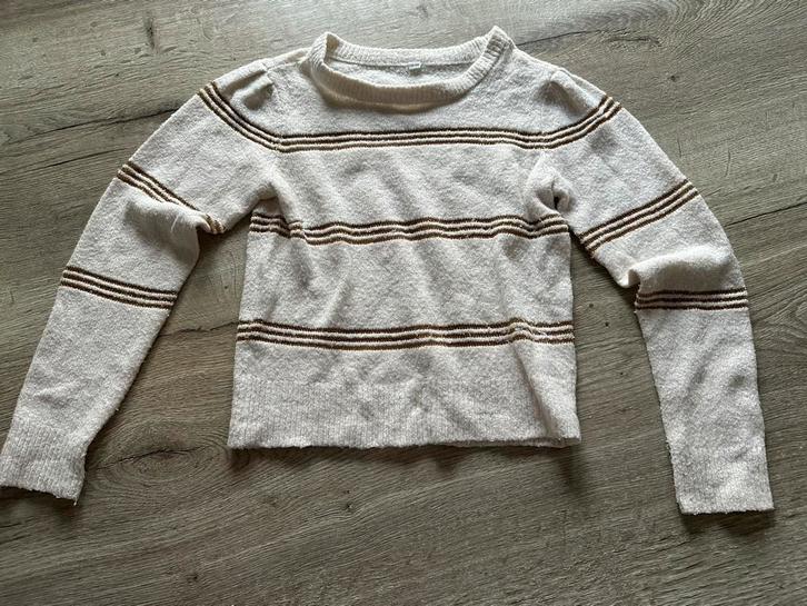 Nette gebreide trui maat 134/140, Kinderen en Baby's, Kinderkleding | Maat 134, Zo goed als nieuw, Meisje, Trui of Vest, Ophalen of Verzenden