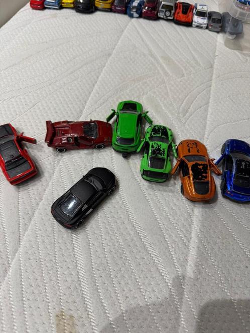 te koop "Gebruikte meer dan 30 Diecast Model Auto Partij, Hobby en Vrije tijd, Modelauto's | Overige schalen, Gebruikt, Auto, Ophalen of Verzenden