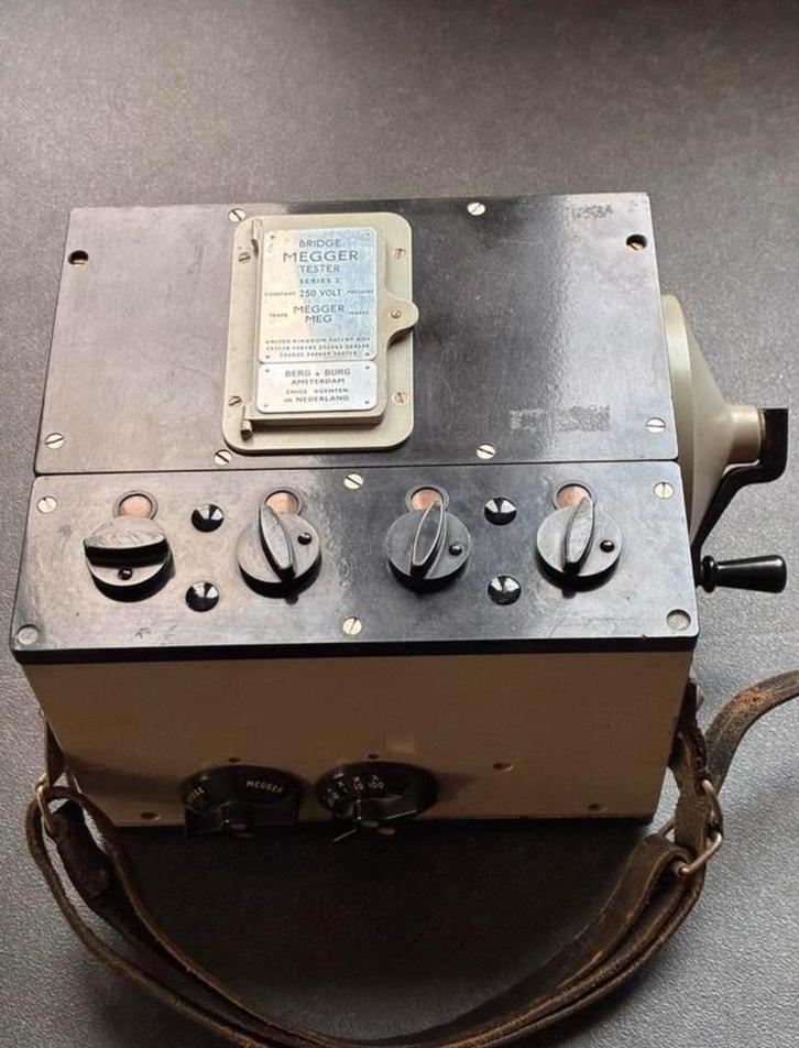 Bridge Megger Tester., Verzamelen, Elektronische Apparatuur, Ophalen of Verzenden