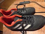 Nette Adidas Predator voetbalschoenen, Maat XS of kleiner, Ophalen, Zo goed als nieuw, Schoenen