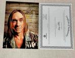 Iggy Pop - Foto gesigneerd Echte handtekening + Certificaat, Nieuw, Ophalen of Verzenden, Foto of Kaart, H