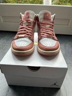 Air Jordan 1 Mid SE Red Stardust - Maat 35,5, Overige kleuren, Nike, Ophalen of Verzenden, Sneakers of Gympen