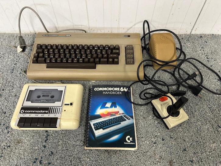 Commodore 64 + toebehoren, Computers en Software, Vintage Computers, Ophalen of Verzenden