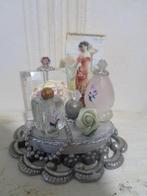 Exclusieve parfum set...Poppenhuis 1:12..(Nr M92)*, Ophalen of Verzenden, Nieuw, Poppenhuis