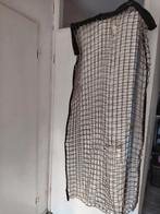 Groot hooi net/slowfeeder, Ophalen