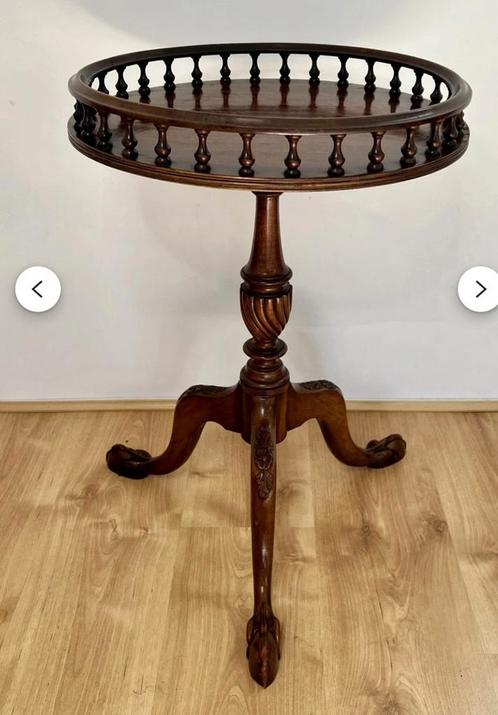 Antieke ronde tafel wijntafel mahonie met spilgalerij, Antiek en Kunst, Antiek | Meubels | Tafels, Ophalen of Verzenden