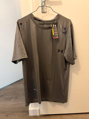 Under Armour (UA) sportshirt maat L beschikbaar voor biedingen