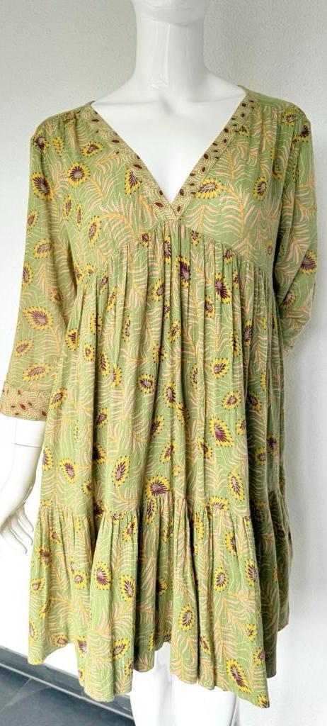 BA&SH MINI JURK, KLEUR GROEN, MAAT 38 (NEW €180)💖💖💖, Kleding | Dames, Jurken, Zo goed als nieuw, Maat 38/40 (M), Groen, Boven de knie