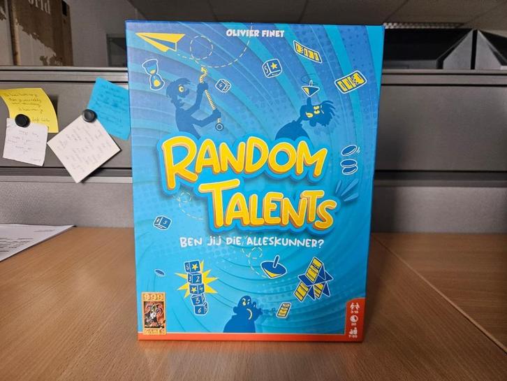 Random Talents 999 Games Kaartspel Tweede Kansje ZGAN, Hobby en Vrije tijd, Gezelschapsspellen | Kaartspellen, Zo goed als nieuw