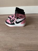 Nike airforce kinderschoenen maat 23, zo goed als nieuw, Jongen of Meisje, Schoenen, Ophalen of Verzenden, Zo goed als nieuw