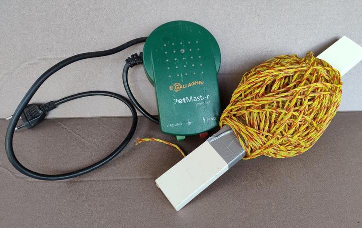 Gallagher Petmaster type M10 met klos vol met draad, Tuin en Terras, Gaas en Draad, Zo goed als nieuw, Draad, Ophalen of Verzenden