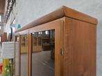 Jaren 60 Deens Design Wandmeubel | Vintage Vitrine Kast Teak, Huis en Inrichting, Kasten | Vitrinekasten, Gebruikt, Glas, 150 tot 200 cm