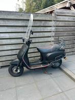 Mooie Scooter te koop!, Fietsen en Brommers, Snorfietsen en Snorscooters, Gebruikt, Benzine, Ophalen, Overige merken