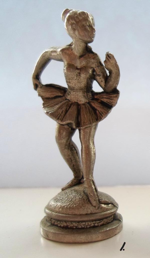 Ferrero beeldjes Danseresjes / balletdanseresjes., Verzamelen, Verrassingseieren, Zo goed als nieuw, Overige typen, Ophalen of Verzenden