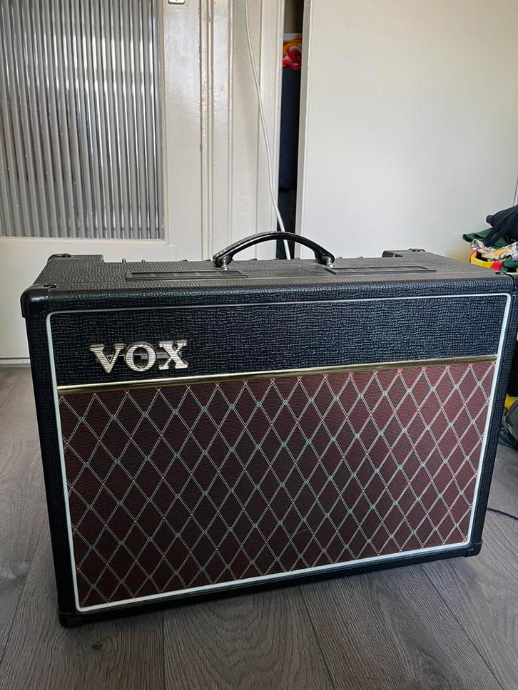 Buizencombo Vox AC15 C1, Muziek en Instrumenten, Versterkers | Bas en Gitaar, Zo goed als nieuw, Minder dan 50 watt, Ophalen