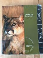 Living in the Environment - G. Tyler Miler Scott E. Spoolman, Ophalen of Verzenden, Beta, Zo goed als nieuw, HBO