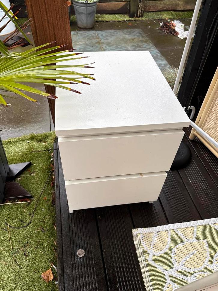 Ikea Malm ladekastje nachtkastje wit, Huis en Inrichting, Slaapkamer | Nachtkastjes, Gebruikt, 55 tot 70 cm, Minder dan 45 cm
