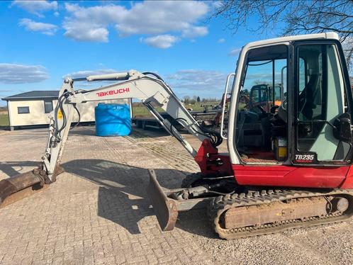 Takeuchi tb 235, Zakelijke goederen, Machines en Bouw | Kranen en Graafmachines, Graafmachine, Ophalen
