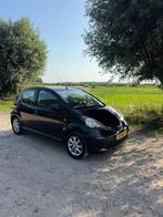 Toyota Aygo 1.0 12V Vvt-i 5DRS 2006 Zwart, Voorwielaandrijving, Stof, Zwart, 4 stoelen