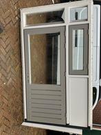 Kozijn met deur en zijraam., Ophalen, Zo goed als nieuw, Kippenhok of Kippenren