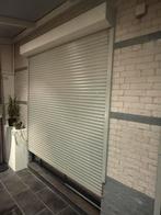 Rolluiken grijs kleur 1x elektrisch 1x handbediend, Ophalen, Zo goed als nieuw, Wit, 200 cm of meer