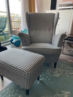 Strandmon Oorfauteuil met poef, zwart/wit, Huis en Inrichting, Fauteuils, Ophalen, Zo goed als nieuw, Stof, Klassiek