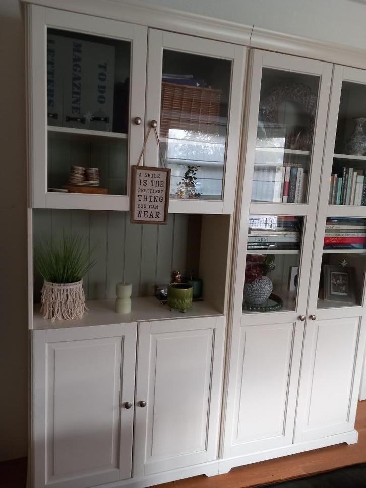 Ikea buffet/vitrinekast, Huis en Inrichting, Kasten | Vitrinekasten, Gebruikt, 150 tot 200 cm, 50 tot 100 cm, 25 tot 50 cm, Met deur(en)