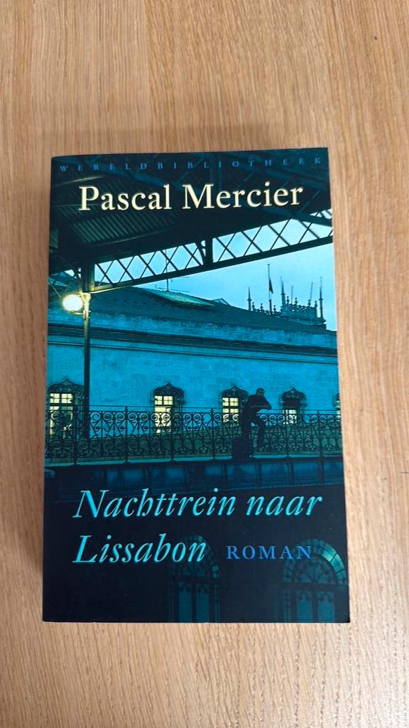Pascal Mercier - Nachttrein naar Lissabon, Boeken, Literatuur, Zo goed als nieuw, Ophalen of Verzenden