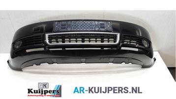 Voorbumper van een Audi A4 beschikbaar voor biedingen