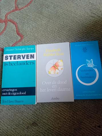 Drie boeken over sterven en rouwverwerking beschikbaar voor biedingen