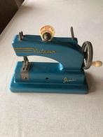 Kindernaaimachine, Antiek en Kunst, Antiek | Speelgoed, Ophalen
