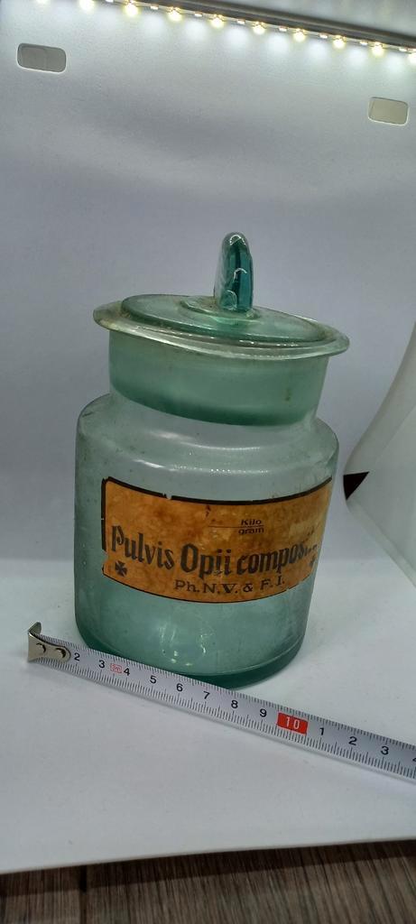 Oude Apothekerspot met deksel, Antiek en Kunst, Antiek | Overige Antiek, Ophalen of Verzenden