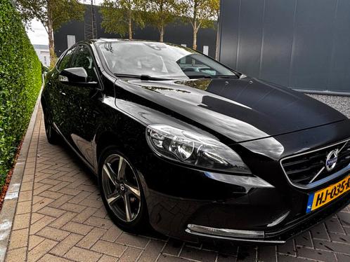 Volvo V40 2.0 D2 120PK 2015 Zwart, Auto's, Volvo, Particulier, V40, ABS, Achteruitrijcamera, Adaptive Cruise Control, Airbags