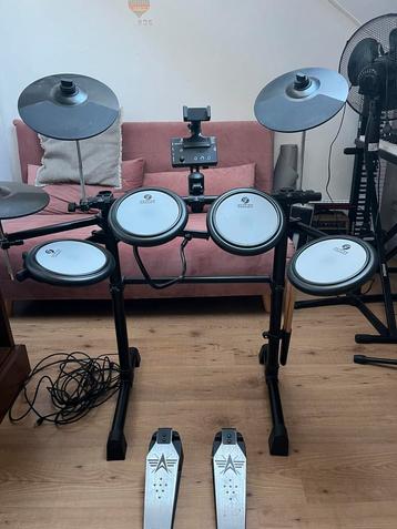 Fazley DDK-020 Elektrisch drumstel - met drumstokken - Zwart beschikbaar voor biedingen