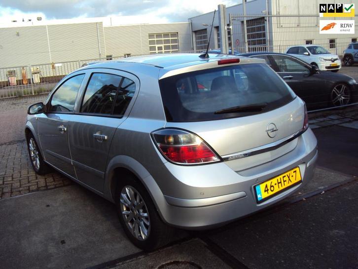 Opel Astra 1.6 Temptation, Auto's, Opel, Bedrijf, Te koop, Astra, Airbags, Airconditioning, Boordcomputer, Centrale vergrendeling