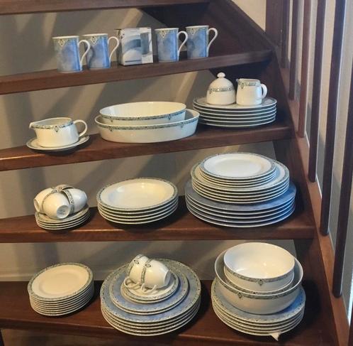 Arzberg ah servies vele delen, Huis en Inrichting, Keuken | Servies, Zo goed als nieuw, Bord(en), Overige stijlen, Porselein, Ophalen