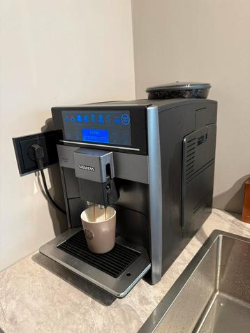SIEMENS EQ.6 Plus s100 TE651209RW beschikbaar voor biedingen