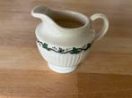 Wedgwood Stratford melk/room kannetje klein, Overige typen, Ophalen of Verzenden, Zo goed als nieuw, Wedgwood