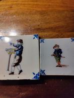 Oude tegels met figuren, Antiek en Kunst, Antiek | Wandborden en Tegels, Ophalen of Verzenden