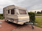Burstner Holiday -  Fijne lichtgewicht caravan met voortent!, Caravans en Kamperen, Caravans, Treinzit, 750 - 1000 kg, Particulier