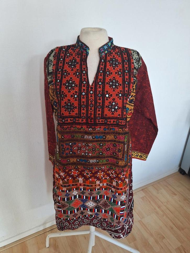 Prachtige Tuniek met Borduurwerk, Kleding | Dames, Jurken, Nieuw, Maat 36 (S), Rood, Knielengte, Ophalen of Verzenden