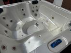 Sunspa 5 persoons jacuzzi met 2 ligplaatsen, Ophalen, Zo goed als nieuw, Filter