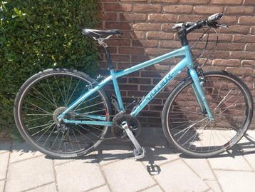 Sportieve Trek 7.3FX in goede staat beschikbaar voor biedingen