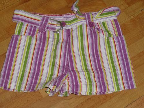 kort gestreept zomerbroekje mt 122, Kinderen en Baby's, Kinderkleding | Maat 122, Zo goed als nieuw, Meisje, Broek, Ophalen of Verzenden