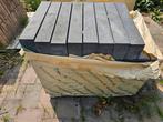 Stapel stenen 98 stuks op pellets., Tuin en Terras, Overige Tuin en Terras, Ophalen, Zo goed als nieuw
