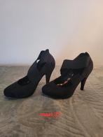 Suède hakken met panterprint aan de binnenkant. Maat 37., Pumps, Zwart, Ophalen of Verzenden, Zo goed als nieuw