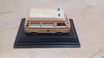 Schuco vw t3 ambulance, Hobby en Vrije tijd, Modelauto's | 1:87, Ophalen of Verzenden, Zo goed als nieuw, Auto, Schuco