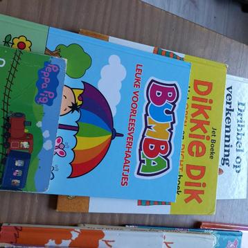 10 kinder  boekjes  koopje  beschikbaar voor biedingen